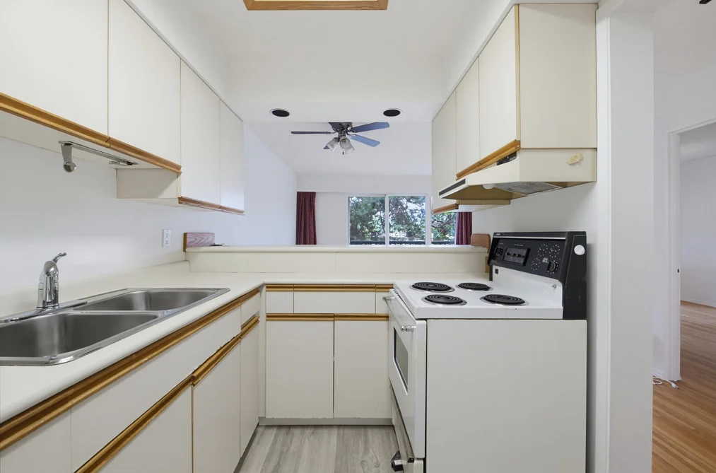 301 2125 W 2ND AVENUE, Vancouver BC V6K 1H7, Vancouver BC — Residential for Sale — Photo 14 of 35