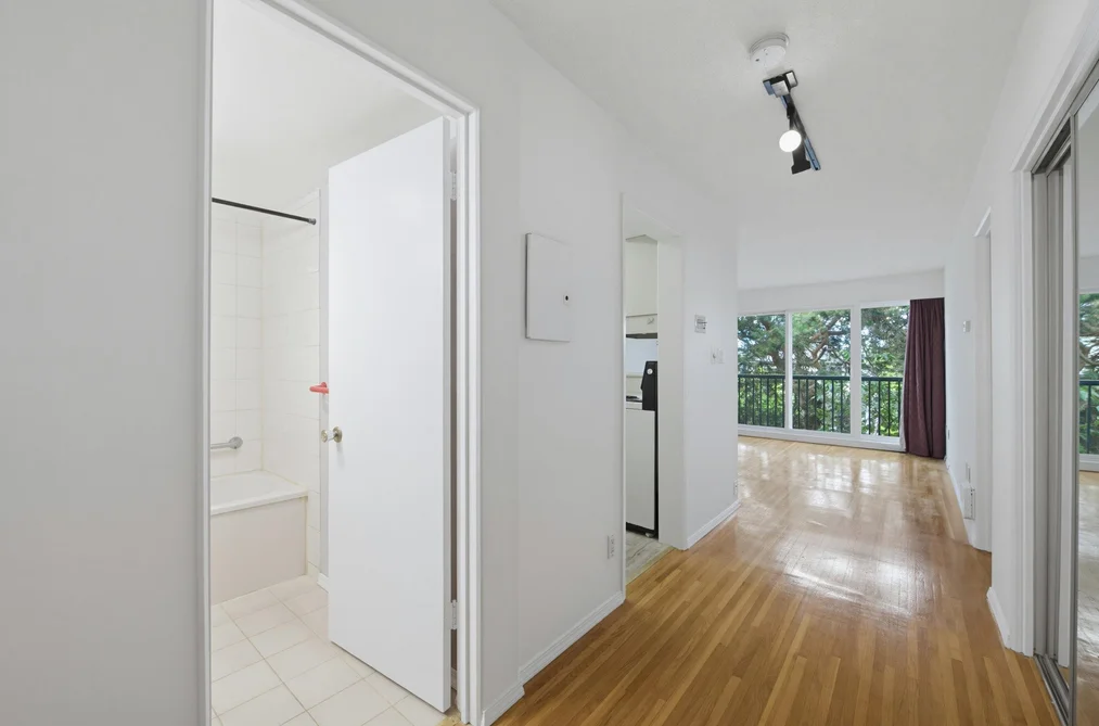 301 2125 W 2ND AVENUE, Vancouver BC V6K 1H7, Vancouver BC — Residential for Sale — Photo 18 of 35