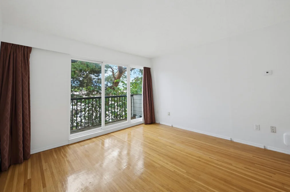 301 2125 W 2ND AVENUE, Vancouver BC V6K 1H7, Vancouver BC — Residential for Sale - Photo 2