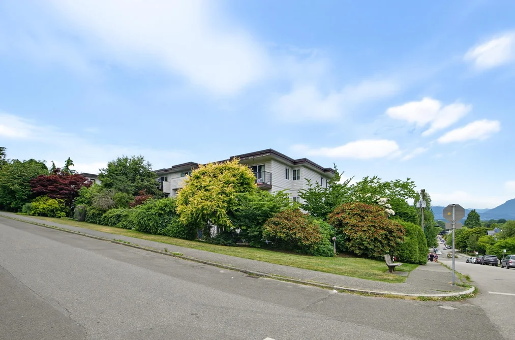 301 2125 W 2ND AVENUE, Vancouver BC V6K 1H7, Vancouver BC — Residential for Sale — Photo 23 of 35