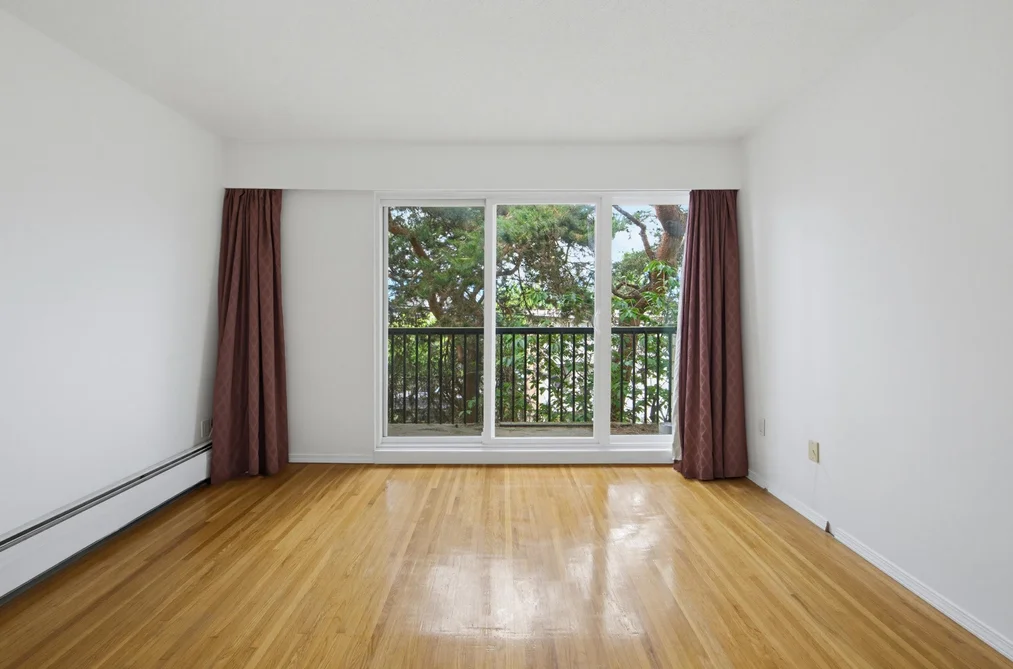 301 2125 W 2ND AVENUE, Vancouver BC V6K 1H7, Vancouver BC — Residential for Sale — Photo 3 of 35