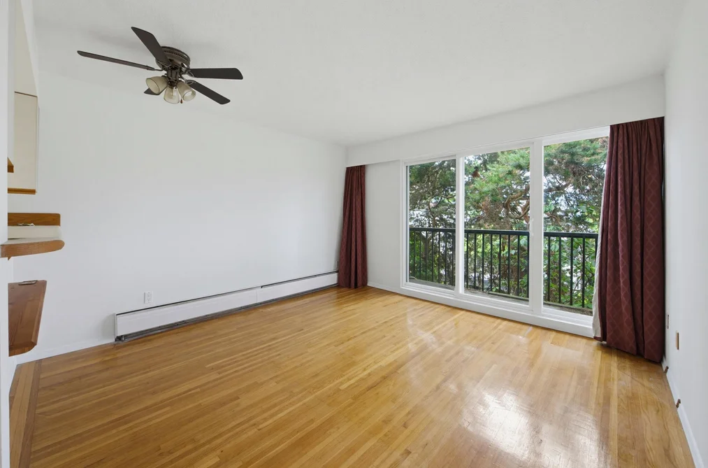 301 2125 W 2ND AVENUE, Vancouver BC V6K 1H7, Vancouver BC — Residential for Sale — Photo 5 of 35