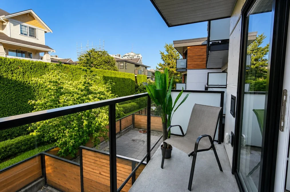 301 215 MOWAT STREET, New Westminster BC V3M 4B1, New Westminster BC — Residential for Sale — Photo 12 of 22