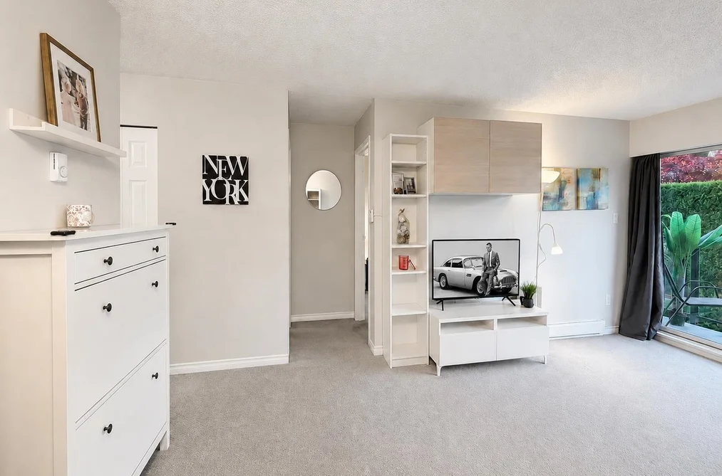 301 215 MOWAT STREET, New Westminster BC V3M 4B1, New Westminster BC — Residential for Sale — Photo 5 of 22