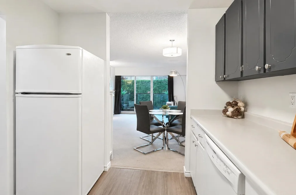 301 215 MOWAT STREET, New Westminster BC V3M 4B1, New Westminster BC — Residential for Sale — Photo 7 of 22
