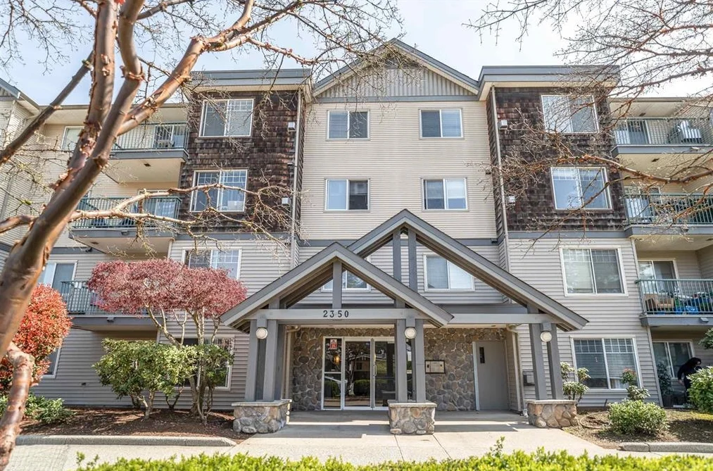 Condo for sale at 301 2350 Westerly Street Abbotsford British Columbia - MLS: R3124146