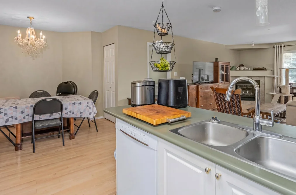 301 2350 WESTERLY STREET, Abbotsford BC V2T 6T7, Abbotsford BC — Residential for Sale - Photo 7