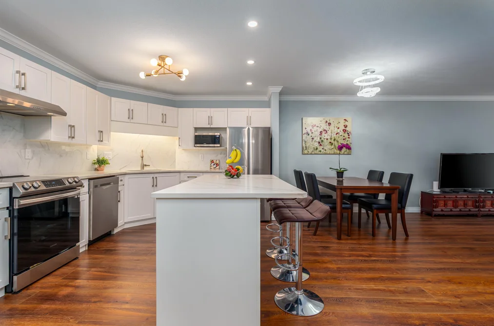 301 2410 EMERSON STREET, Abbotsford BC V2T 3J3, Abbotsford BC — Residential for Sale - Photo 3