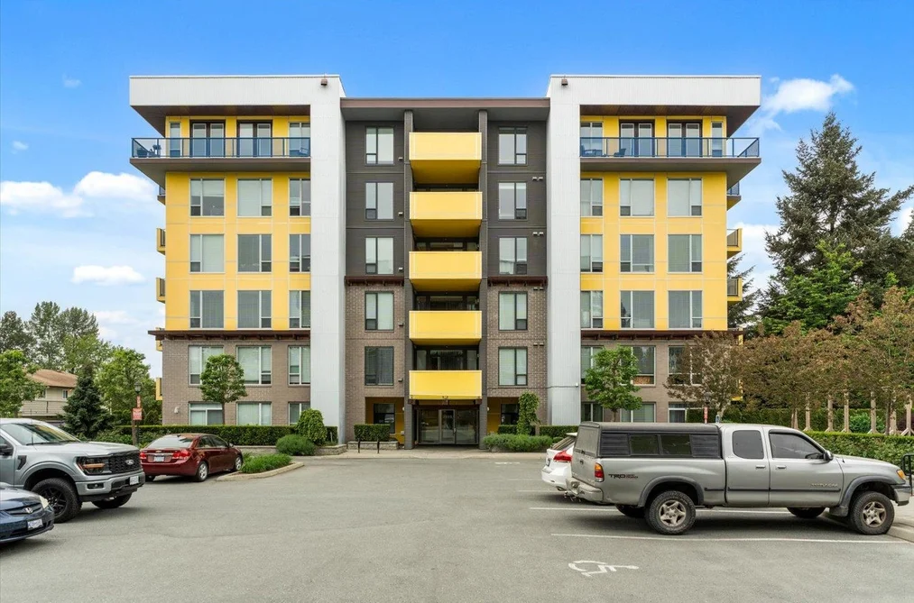Condo for sale at 301 2555 Ware Street Abbotsford British Columbia - MLS: R3132221