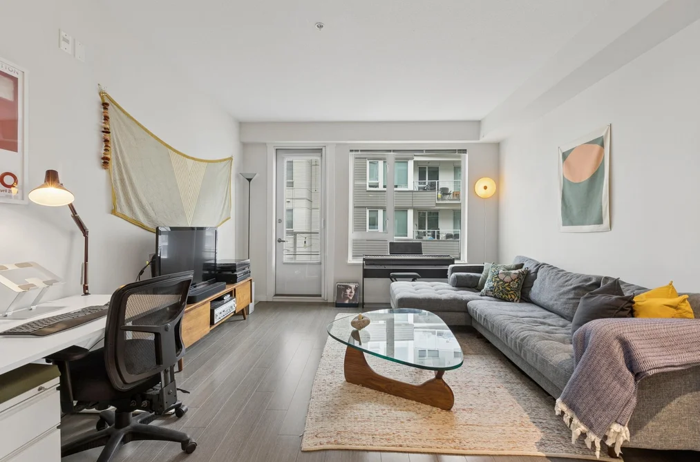 301-277 W 1st Street, North Vancouver, BC - Condo for Sale - Photo 4 of 27