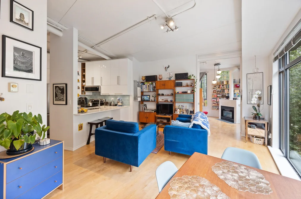 Condo for sale at 301 28 Powell Street Vancouver British Columbia - MLS: R3146308