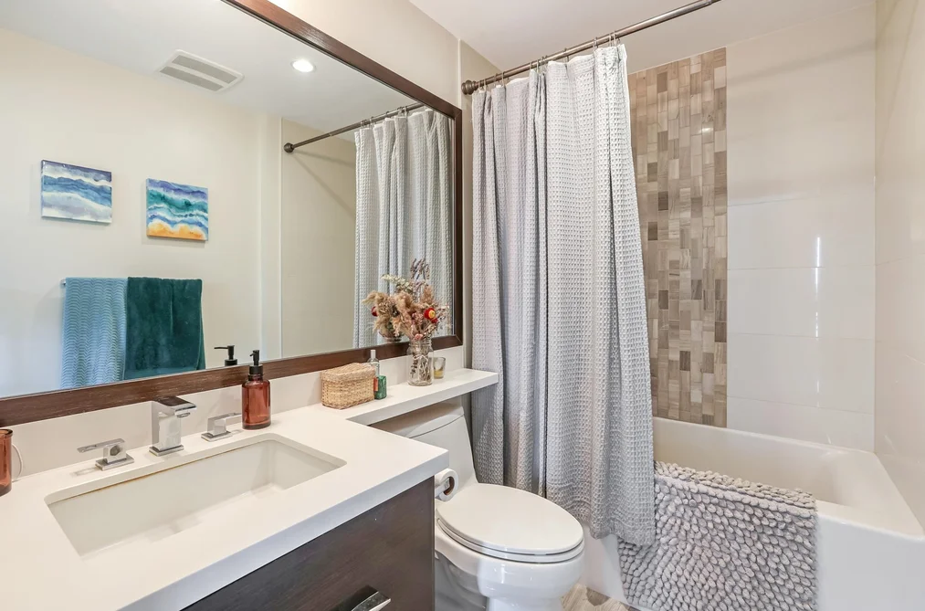 301 - 3028 Arbutus Street, Vancouver, BC - MLS: R3134230 - Photo 15 301 - 3028 Arbutus Street, Vancouver, BC - MLS: R3134230 - Photo 15