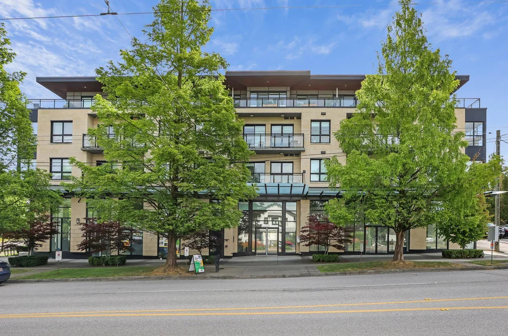 301 - 3028 Arbutus Street, Vancouver, BC - MLS: R3134230 - Photo 3 301 - 3028 Arbutus Street, Vancouver, BC - MLS: R3134230 - Photo 3