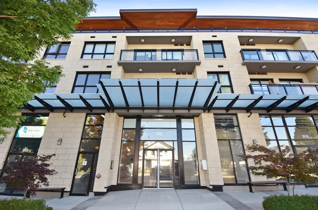 301 - 3028 Arbutus Street, Vancouver, BC - MLS: R3134230 - Photo 4 301 - 3028 Arbutus Street, Vancouver, BC - MLS: R3134230 - Photo 4
