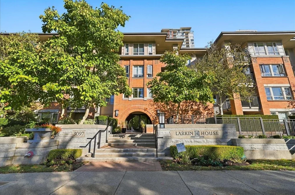 3097 Lincoln Ave Unit 301, Coquitlam, BC - MLS: R3175162