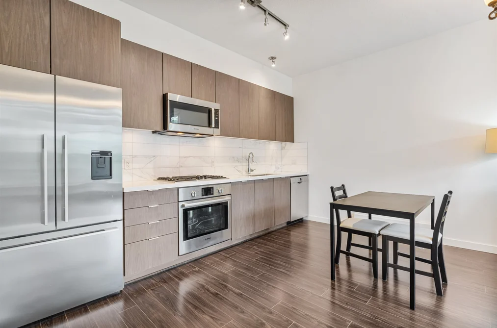 Condo for sale at 301 3168 Riverwalk Avenue Vancouver British Columbia - MLS: R3146041