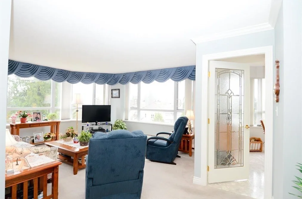 301 3190 GLADWIN ROAD, Abbotsford BC V2T 5T2, Abbotsford BC — Residential for Sale - Photo 2