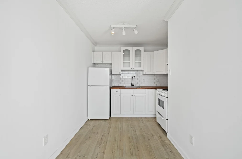 301 320 ROYAL AVENUE, New Westminster BC V3L 5C6, New Westminster BC — Residential for Sale - Photo 4