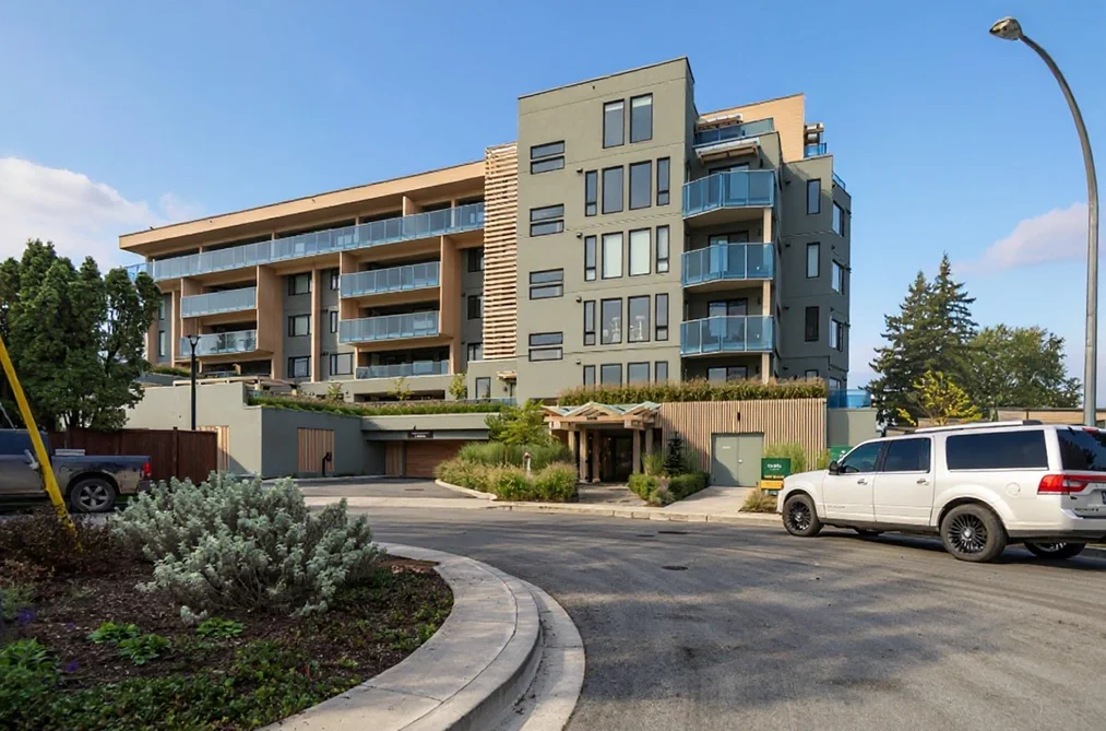 33160 Plaxton Cres Unit 301, Abbotsford, BC - MLS: R3172125