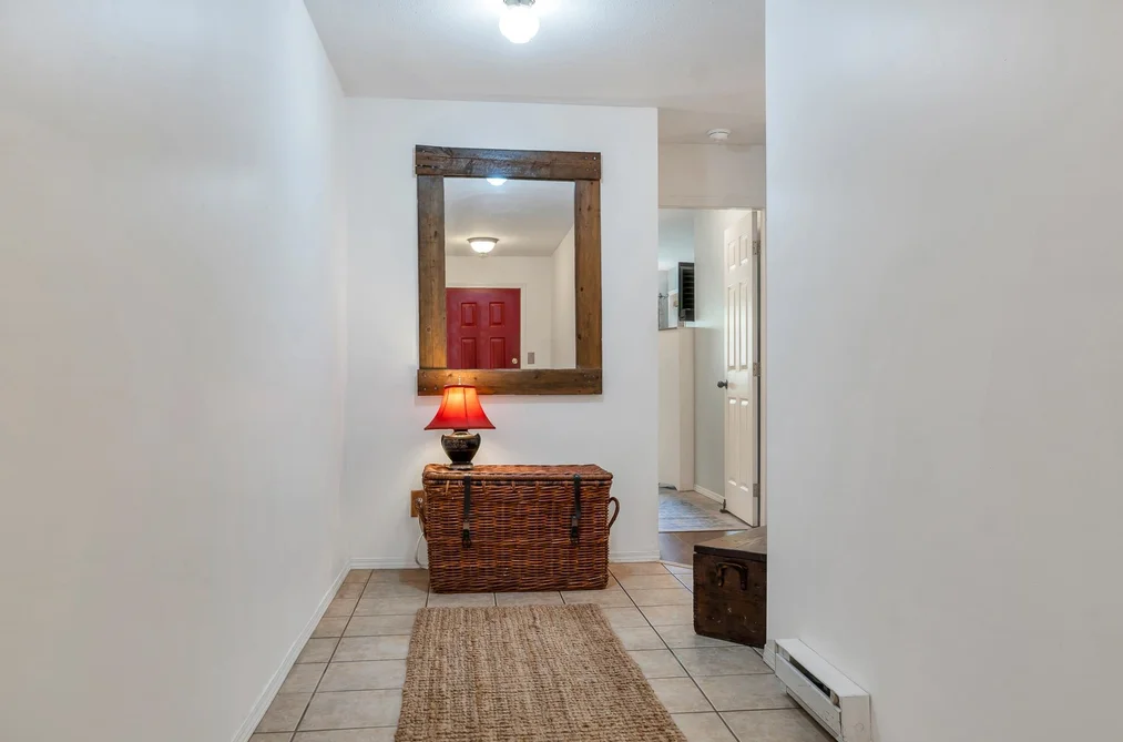 301 33669 2ND AVENUE, Mission BC V2V 8Z4, Mission BC — Residential for Sale - Photo 2