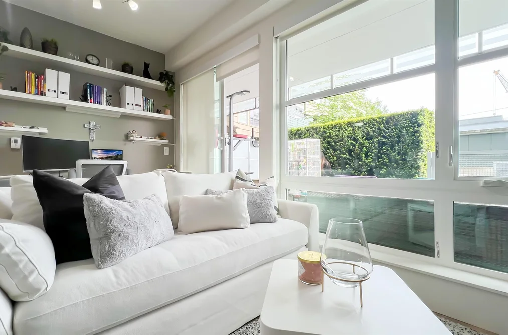 301 301 SAWMILL CRESCENT, Vancouver BC V5S 0C7, Vancouver BC — Residential for Sale — Photo 3 of 11