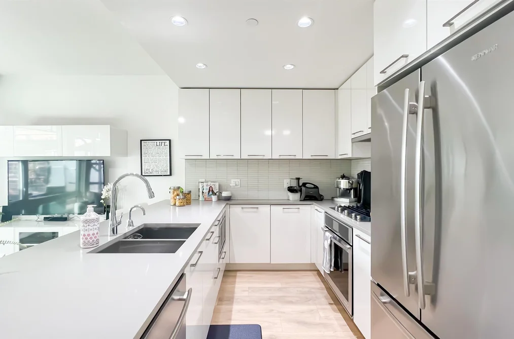 301 301 SAWMILL CRESCENT, Vancouver BC V5S 0C7, Vancouver BC — Residential for Sale — Photo 5 of 11
