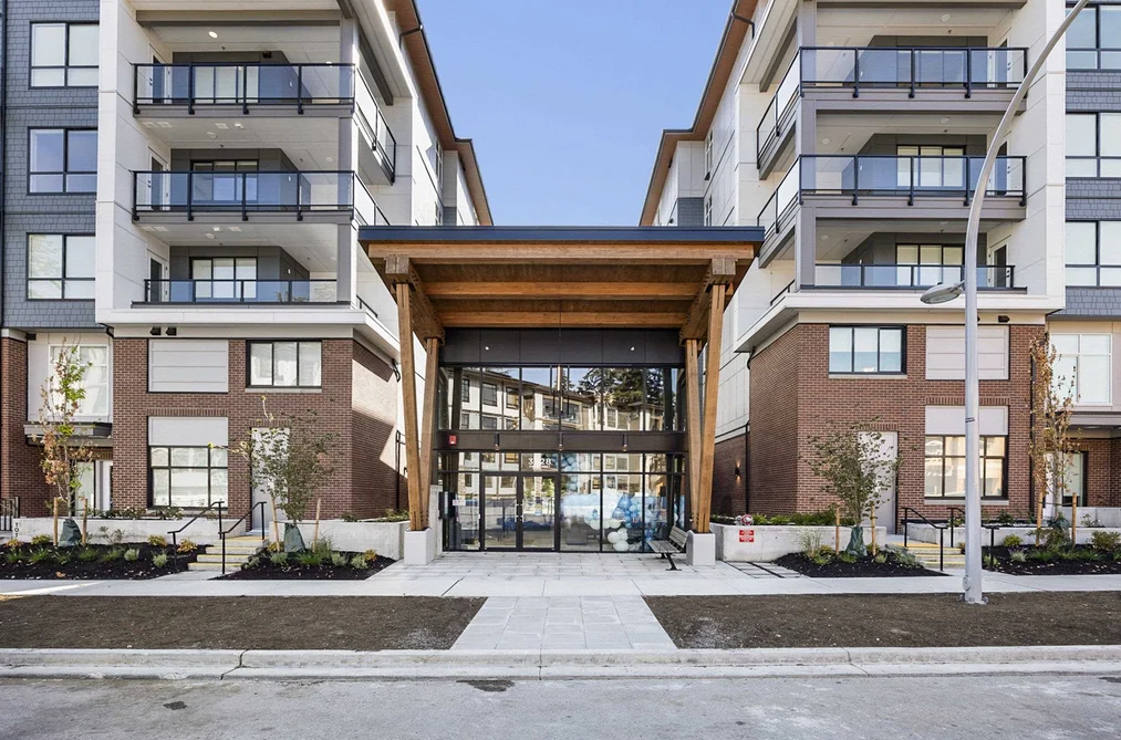 Condo for sale at 301 3528 146a Street Surrey British Columbia - MLS: R3136513