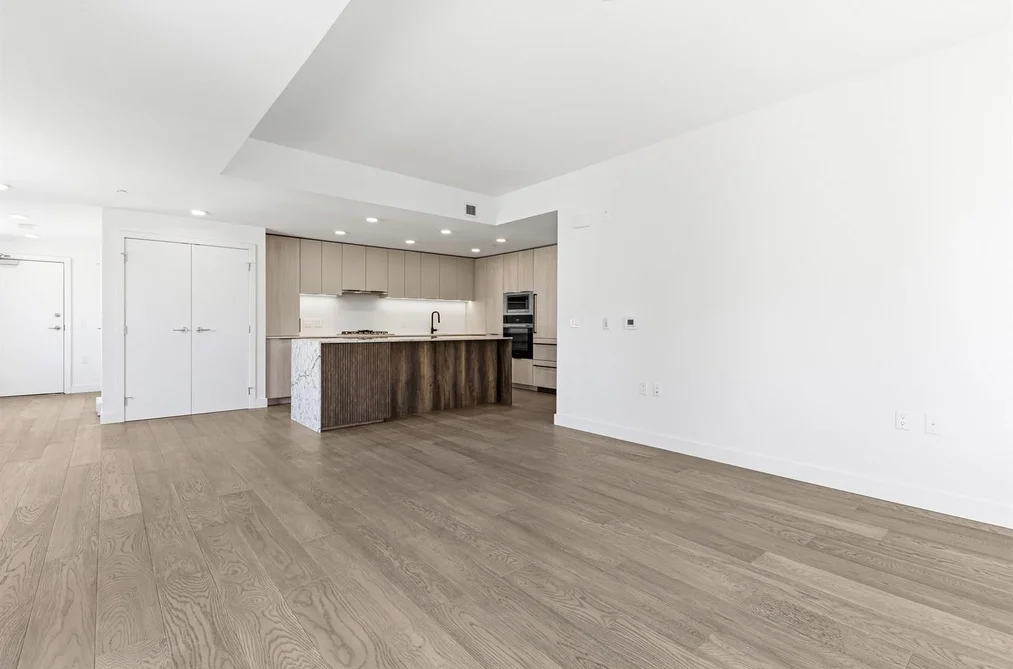 301 3590 W 39TH AVENUE, Vancouver BC V6N 3A5, Vancouver BC — Residential for Sale - Photo 2