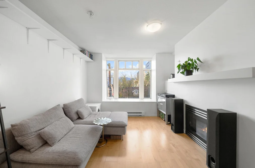301 3727 W 10 AVENUE, Vancouver BC V6R 2G5, Vancouver BC — Residential for Sale - Photo 3