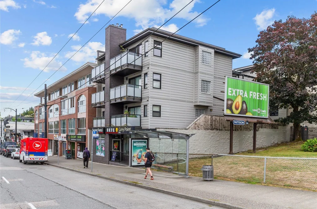 Condo for sale at 301 3788 W 10th Avenue Vancouver British Columbia - MLS: R3157165