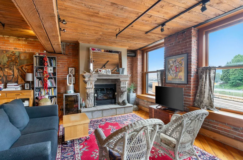 301 41 ALEXANDER STREET, Vancouver BC V6A 1B2, Vancouver BC — Residential for Sale - Photo 3