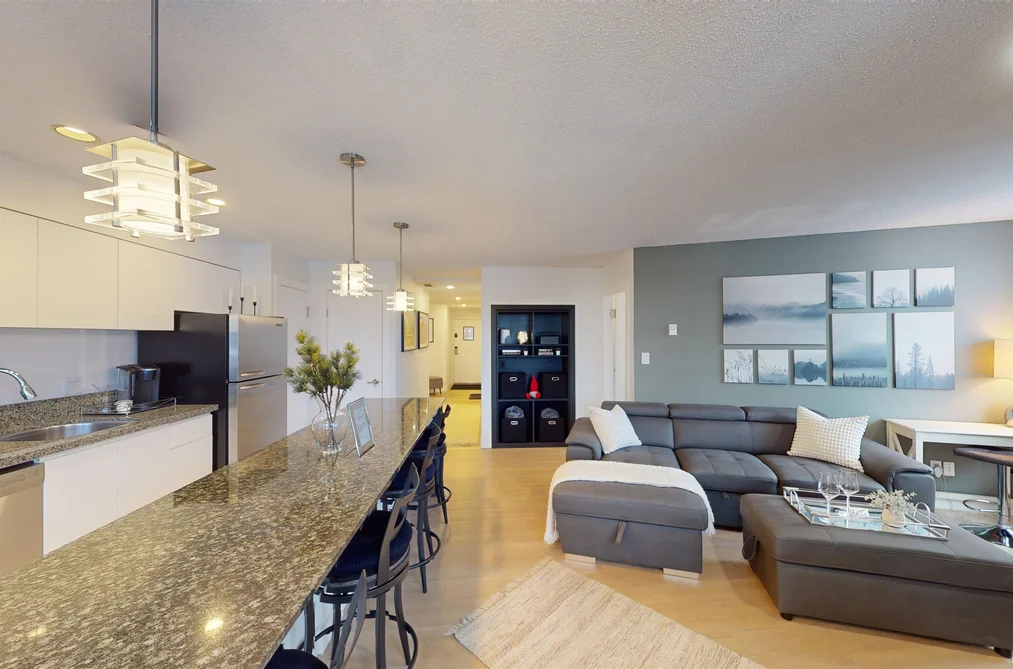 301 4111 GOLFERS APPROACH, Whistler BC V8E 1A4, Whistler BC — Residential for Sale - Photo 3