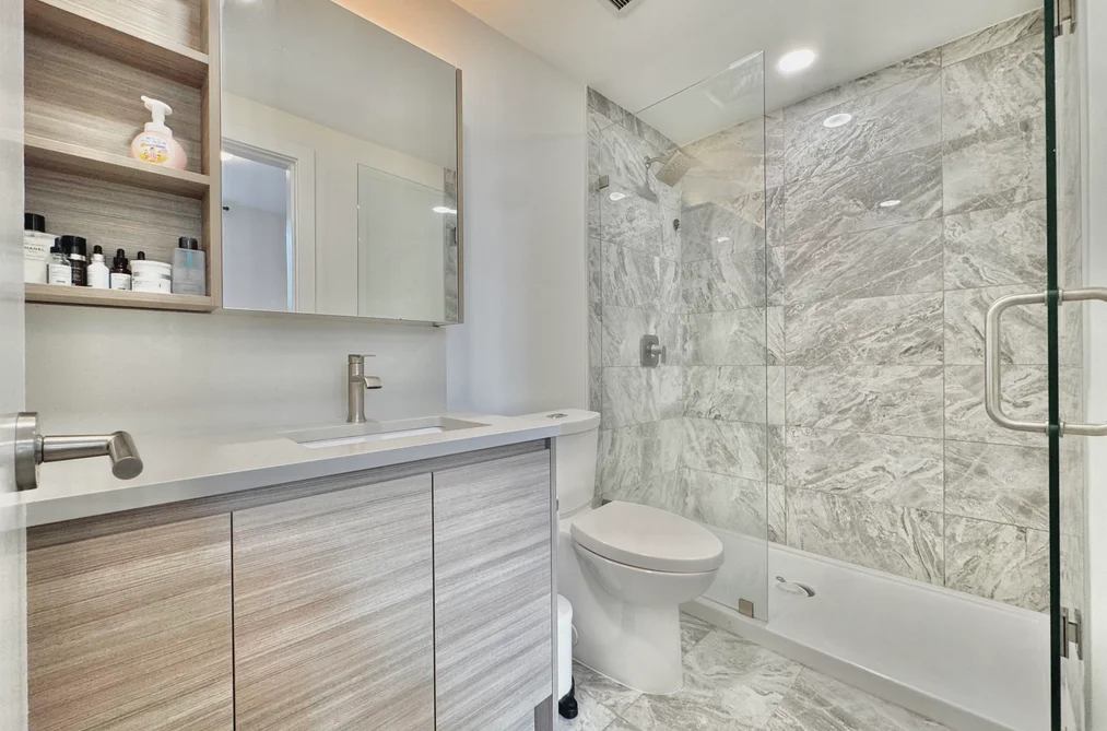 301 4433 ALASKA STREET, Burnaby BC V5C 5T3, Burnaby BC — Residential for Sale — Photo 16 of 24