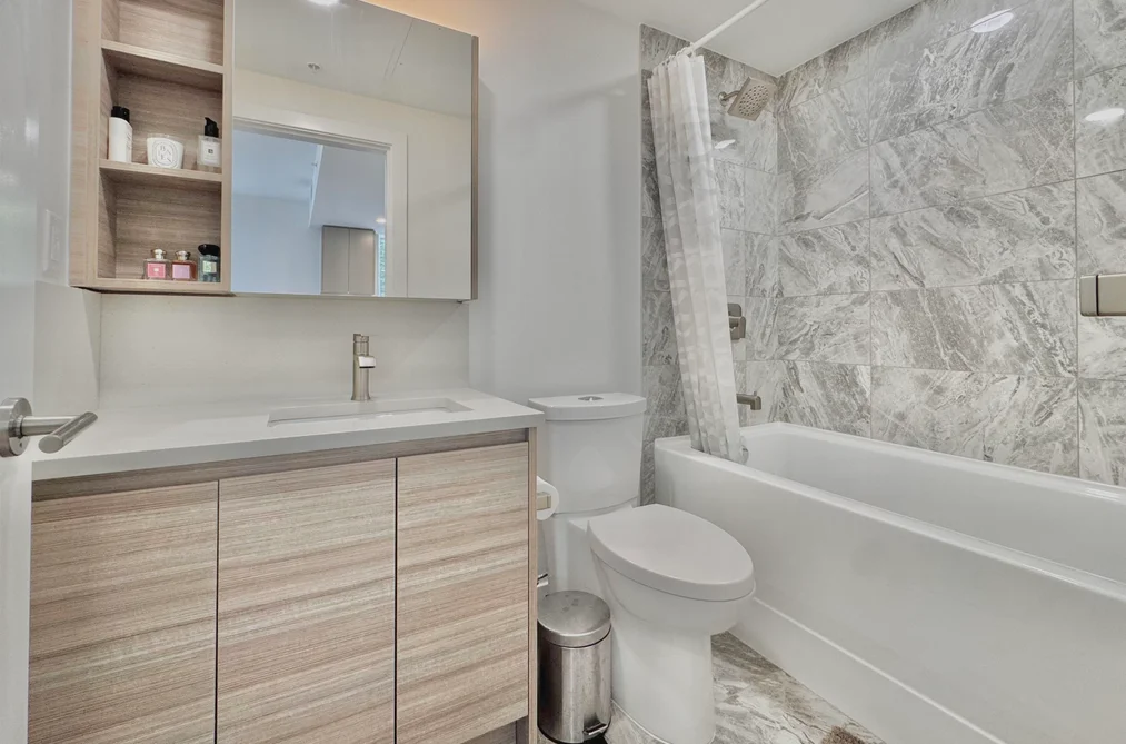 301 4433 ALASKA STREET, Burnaby BC V5C 5T3, Burnaby BC — Residential for Sale — Photo 17 of 24