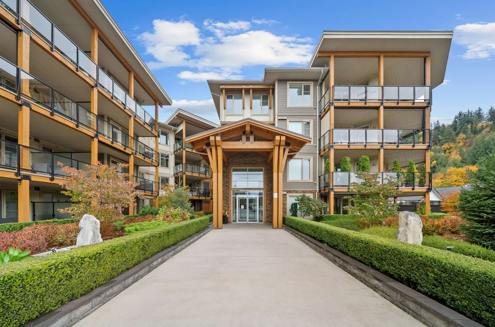 Condo for sale at 301 45746 Keith Wilson Road Chilliwack British Columbia - MLS: R3111958