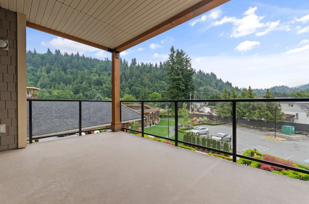 301 45750 KEITH WILSON ROAD, Chilliwack BC V2R 0X3, Chilliwack BC — Residential for Sale - Photo 2