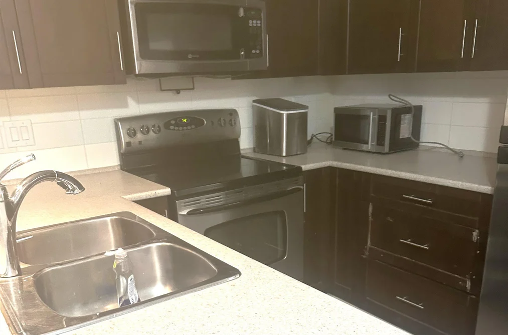Condo for sale at 301 46289 Yale Road Chilliwack British Columbia - MLS: R3098871