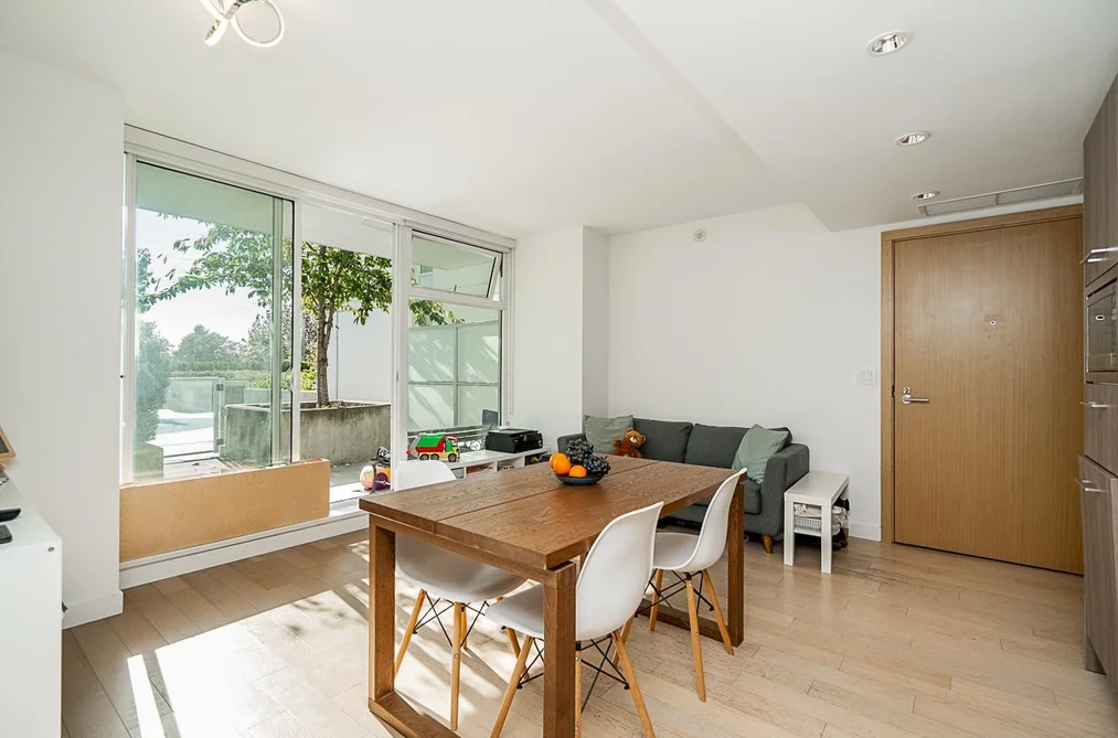 301 4638 GLADSTONE STREET, Vancouver BC V5N 0G5, Vancouver BC — Residential for Sale - Photo 2