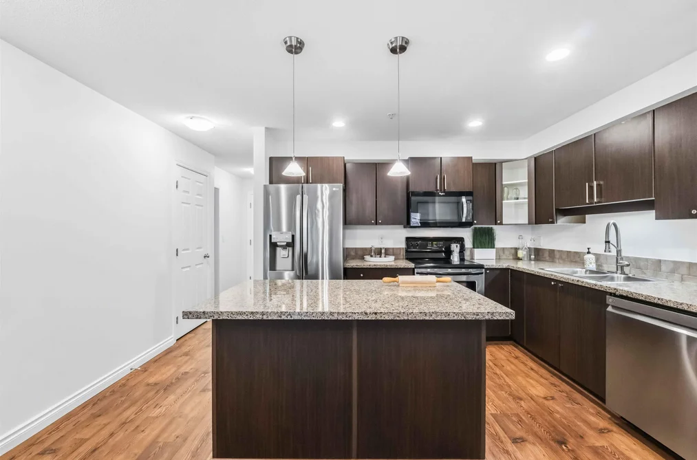 301 5488 198 STREET, Langley BC V3A 1G2, Langley BC — Residential for Sale - Photo 5