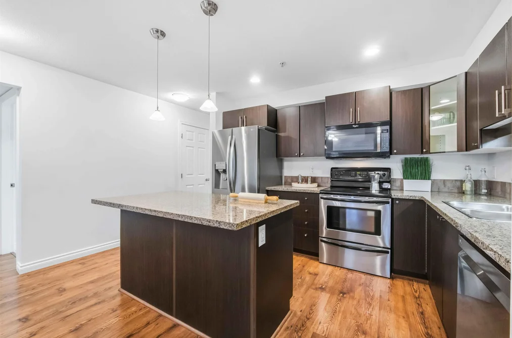 301 5488 198 STREET, Langley BC V3A 1G2, Langley BC — Residential for Sale - Photo 6