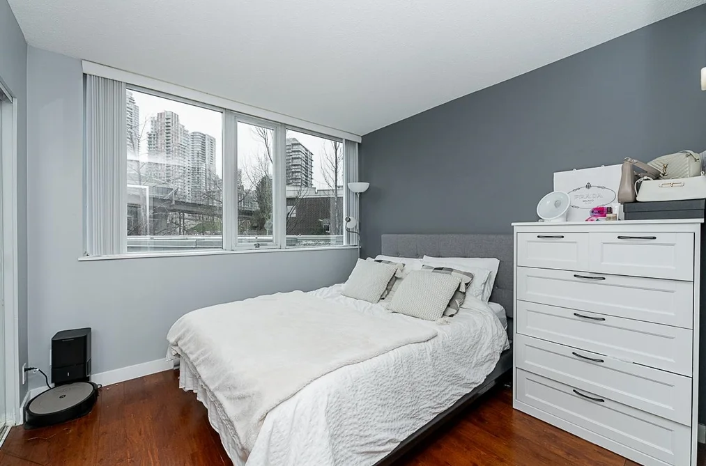 301 583 BEACH CRESCENT, Vancouver BC V6Z 3E6, Vancouver BC — Residential for Sale - Photo 6