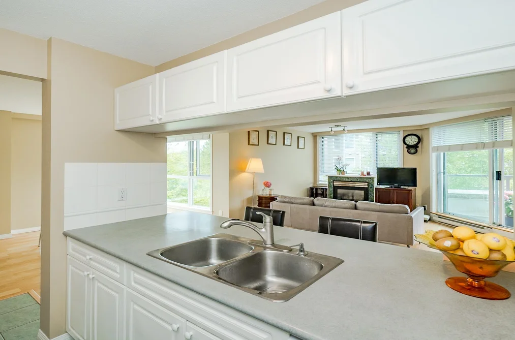301 5860 DOVER CRESCENT, Richmond BC V7C 5S6, Richmond BC — Residential for Sale — Photo 11 of 29