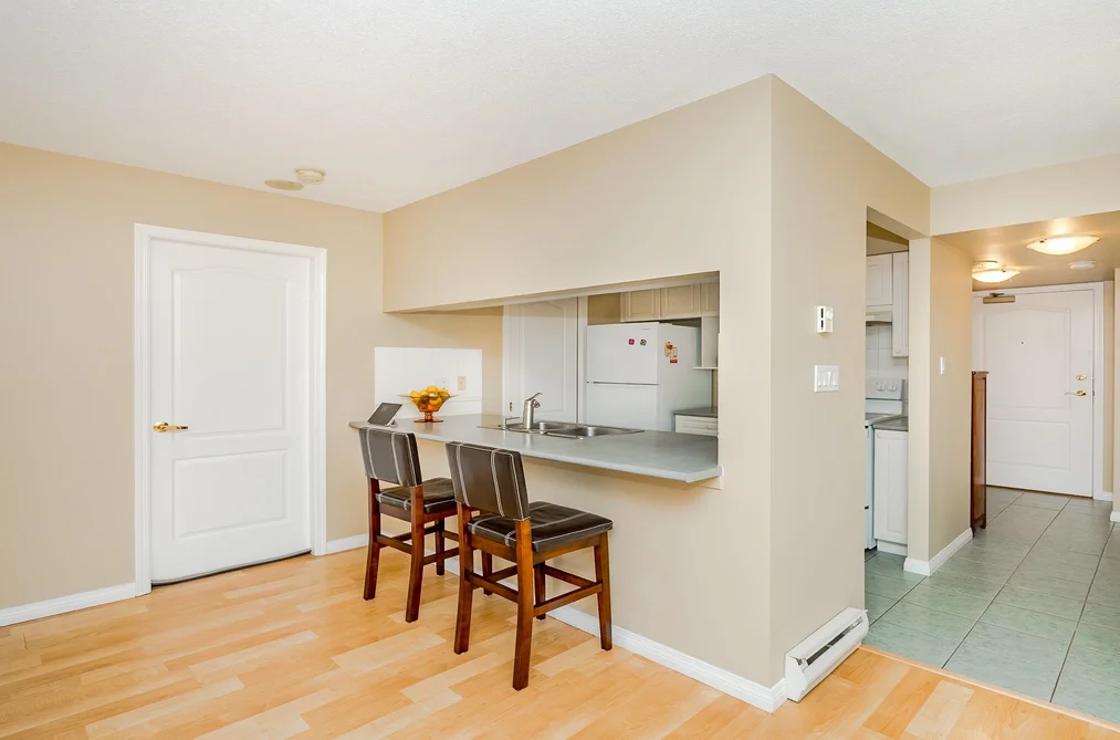 301 5860 DOVER CRESCENT, Richmond BC V7C 5S6, Richmond BC — Residential for Sale — Photo 9 of 29