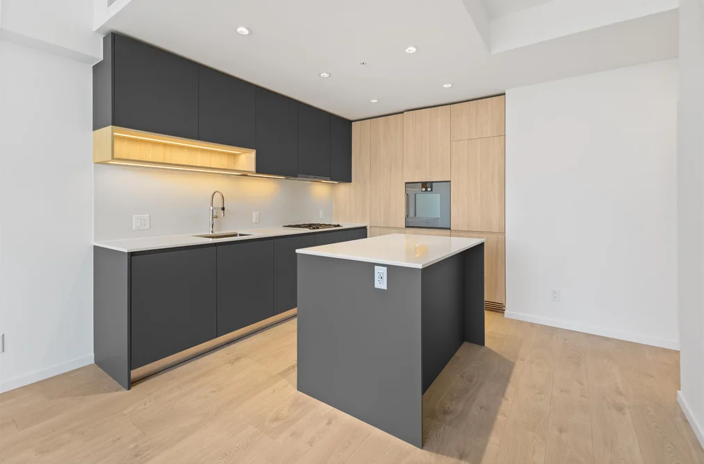 301 6200 MINORU BOULEVARD, Richmond BC V6Y 0M9, Richmond BC — Residential for Sale - Photo 3