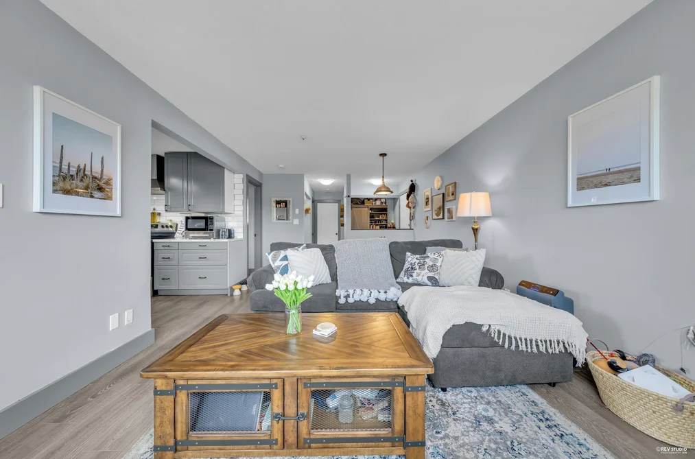 301 6390 196 STREET, Langley BC V2Y 1J2, Langley BC — Residential for Sale - Photo 3