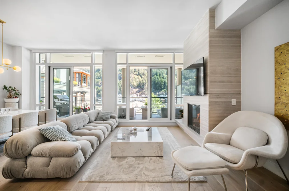 Condo for sale at 301 6697 Nelson Avenue West Vancouver British Columbia - MLS: R3116898