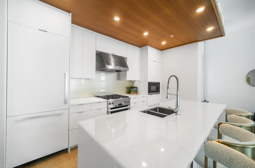 301 6697 NELSON AVENUE, West Vancouver BC V7W 2B2, West Vancouver BC — Residential for Sale - Photo 7