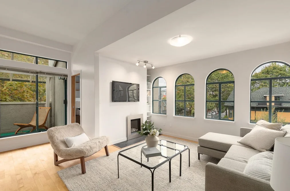 Condo for sale at 301 700 E Pender Street Vancouver British Columbia - MLS: R3165805