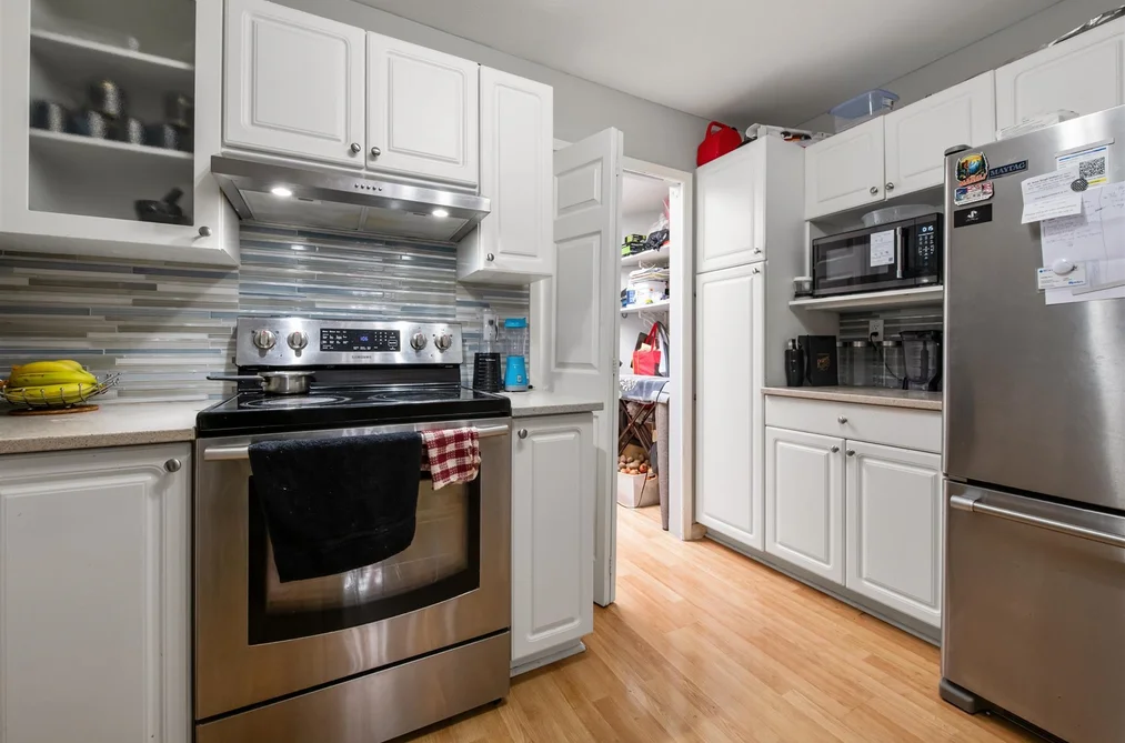 301 7151 S 121 STREET, Surrey BC V3W 0E7, Surrey BC — Residential for Sale — Photo 4 of 26
