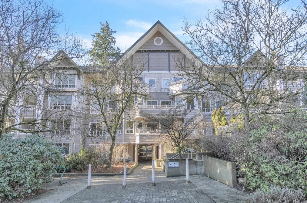 Condo for sale at 301 7383 Griffiths Drive Burnaby British Columbia - MLS: R3105373
